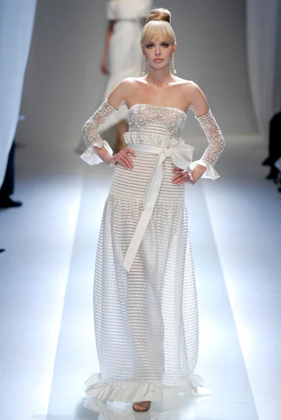 Look 32